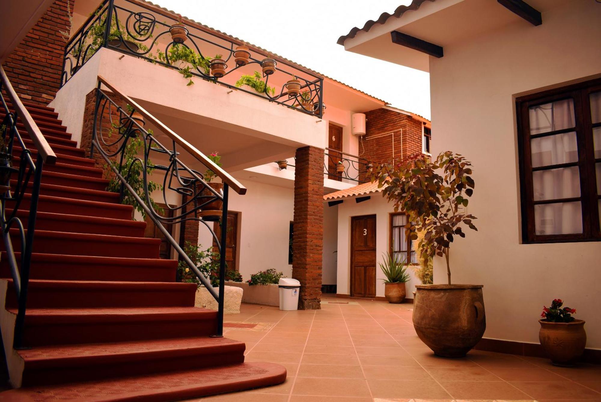 Casa San Martin Suites Cochabamba Bagian luar foto